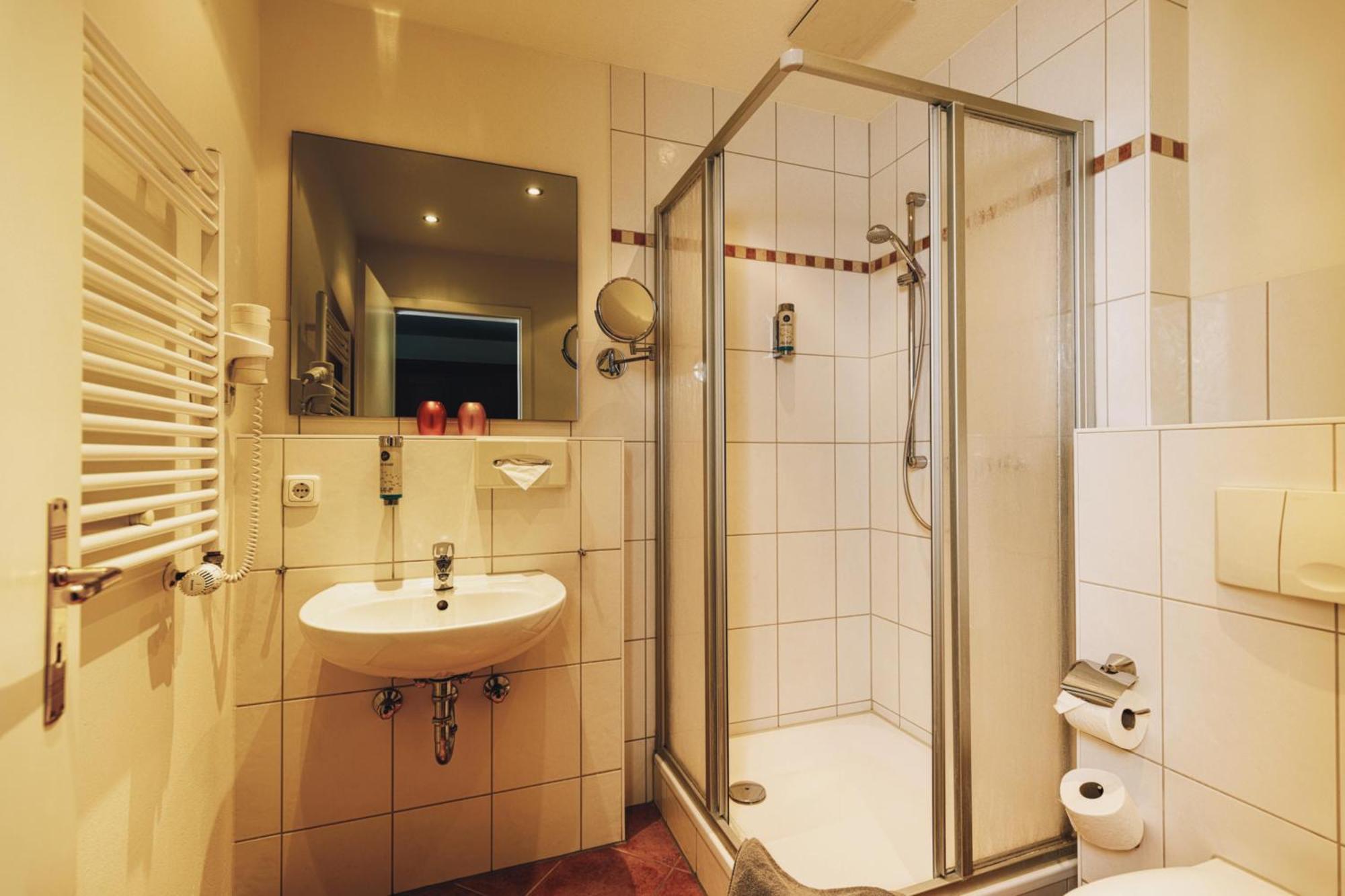 Seehotel Heidehof Klein Nemerow Экстерьер фото