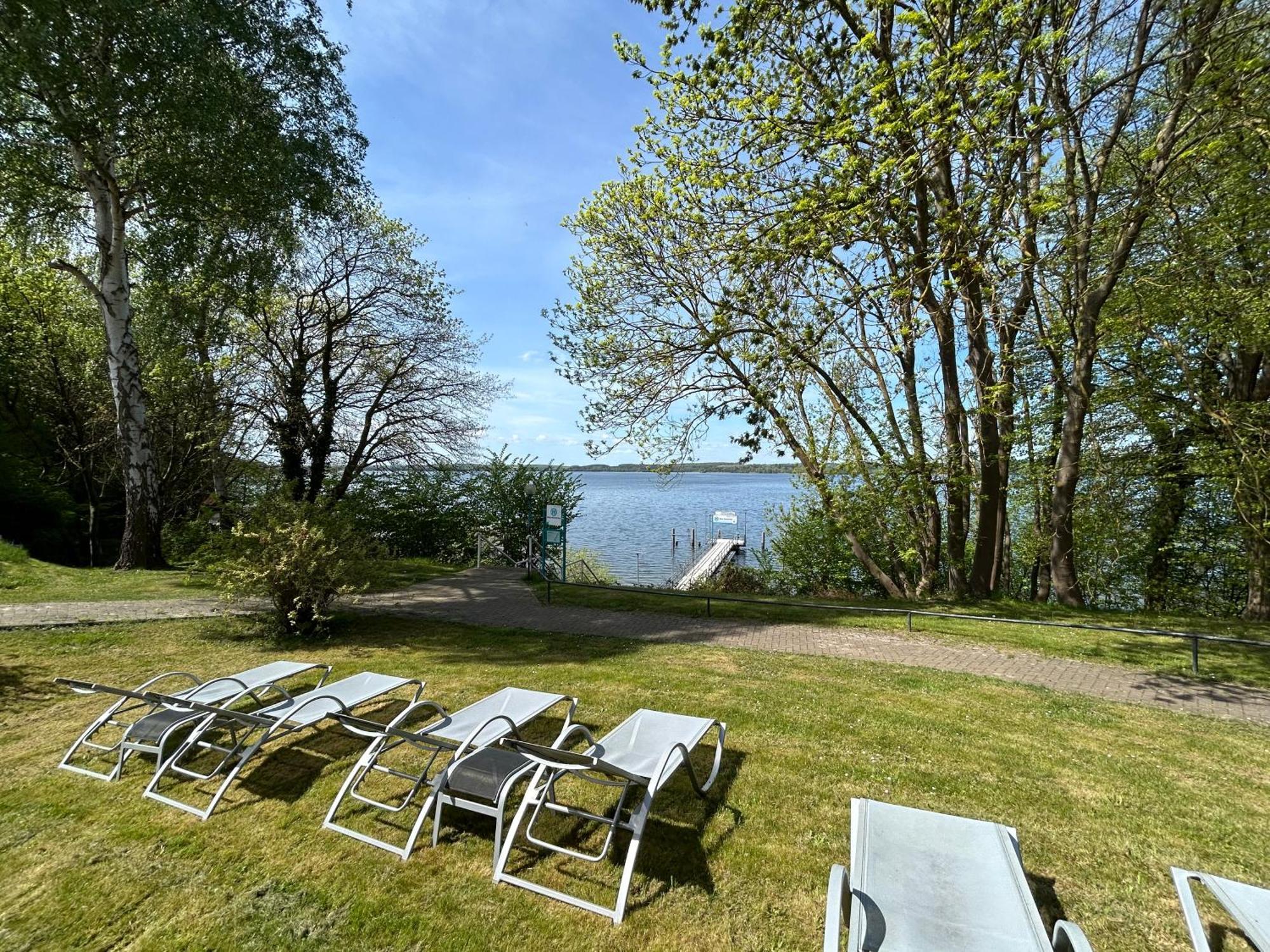 Seehotel Heidehof Klein Nemerow Экстерьер фото